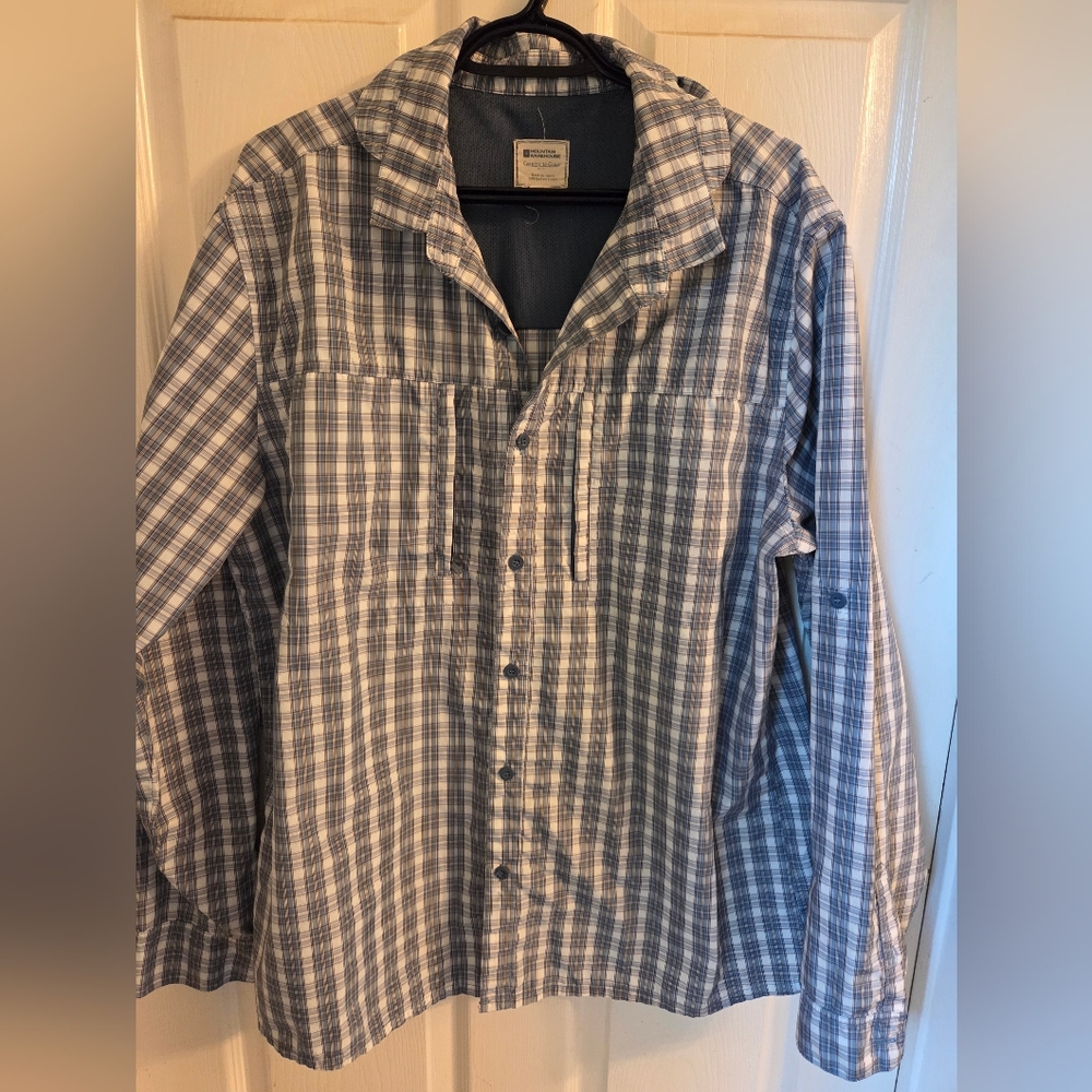Plaid Button Down Rain/Wind Hiking Zip Pockets Roll Sleeve Shirt Jacket